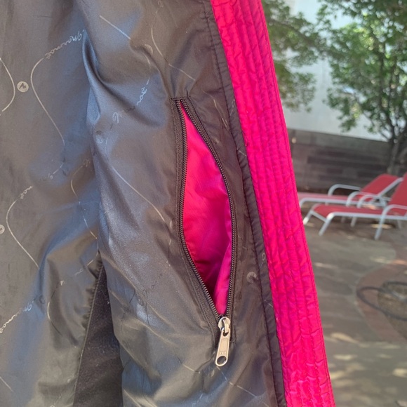 Marmot fuchsia quilted vest size S/P - Picture 5 of 15